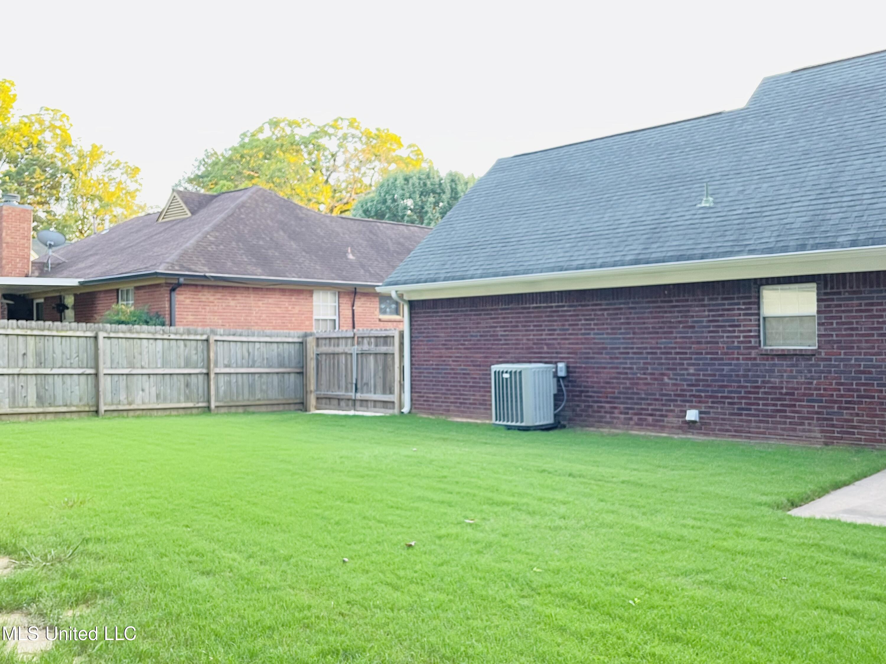 2192 Mt Pleasant Road Hernando, MS 38632 - Photo 6 of 34 65FFF62D-CA2F-4D3B-A364-3C8653EF125B