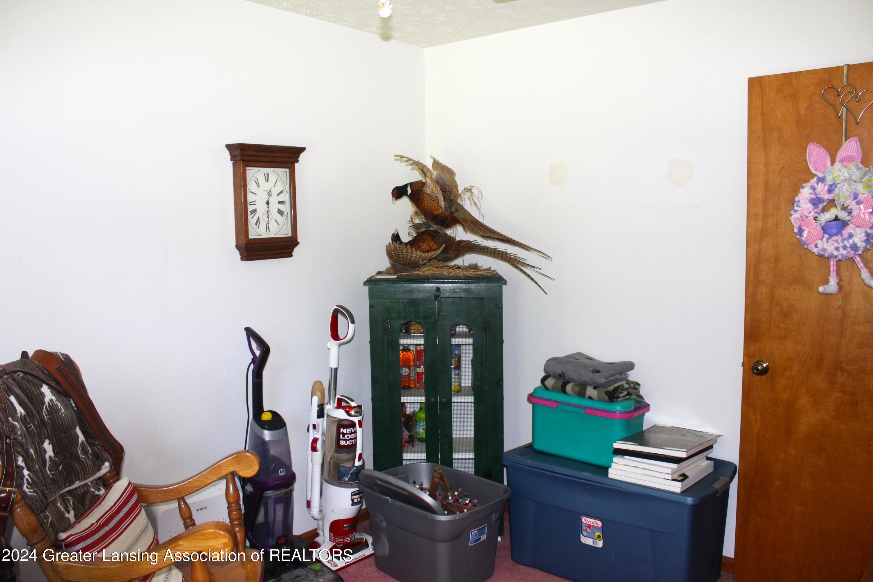 1833 South Ainger Road Charlotte, MI 48813 - Photo 18 of 38 19