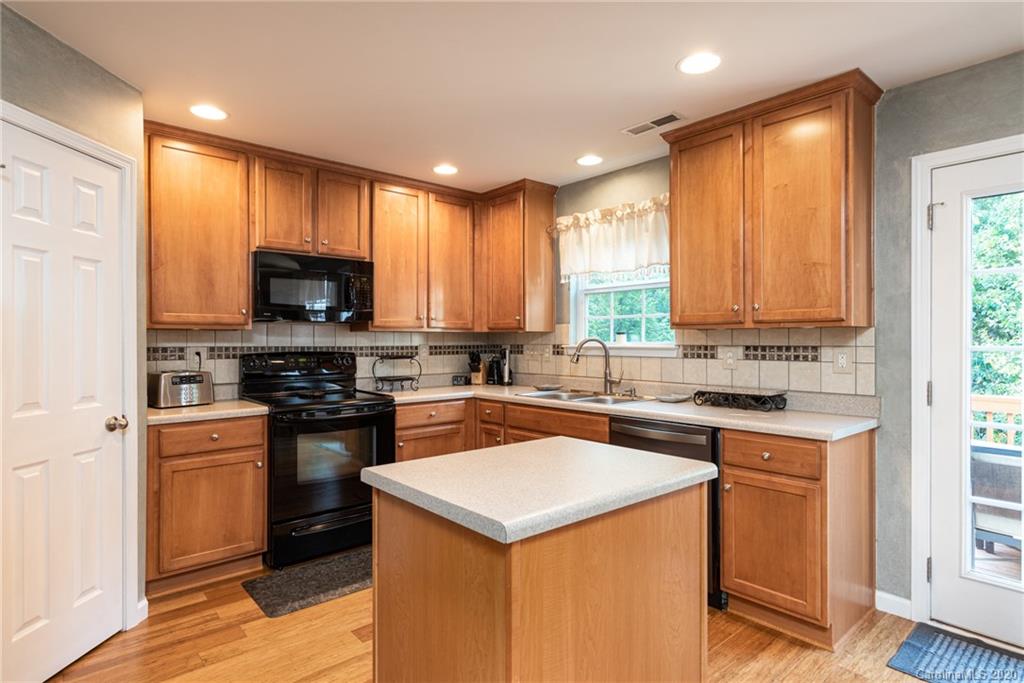 7826 East Berkeley Road Denver, NC 28037 - Photo 12 of 31
