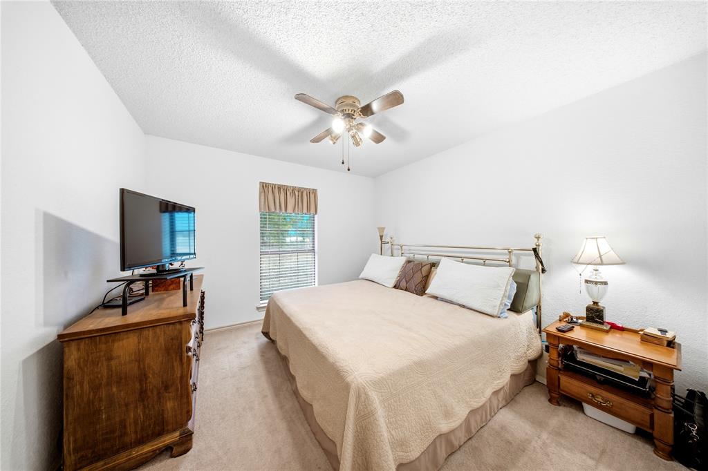 6411 West Line Road Collinsville, TX 76233 - Photo 21 of 40 Gallery Image 21