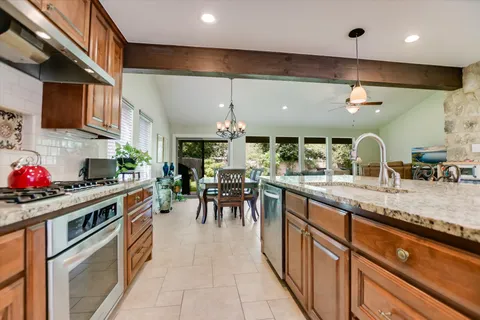 $647,250 | 4806 Canyonbend Circle, Austin, TX 78735