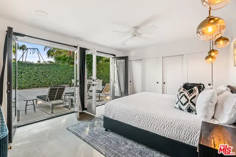$995,000 | 2251 East Calle Papagayo, Palm Springs, CA 92262