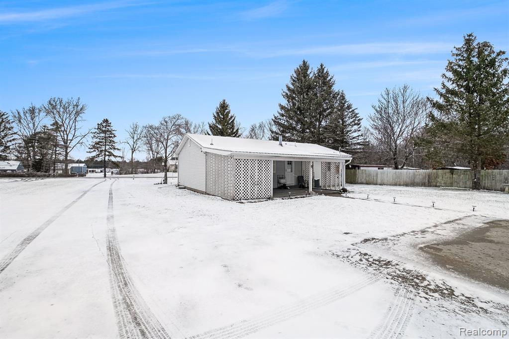 1318 East Burnside Road North Branch, MI 48461 - Photo 33 of 42