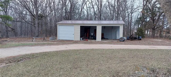 $240,000 | 21260 135th Highway, Stover, MO 65078