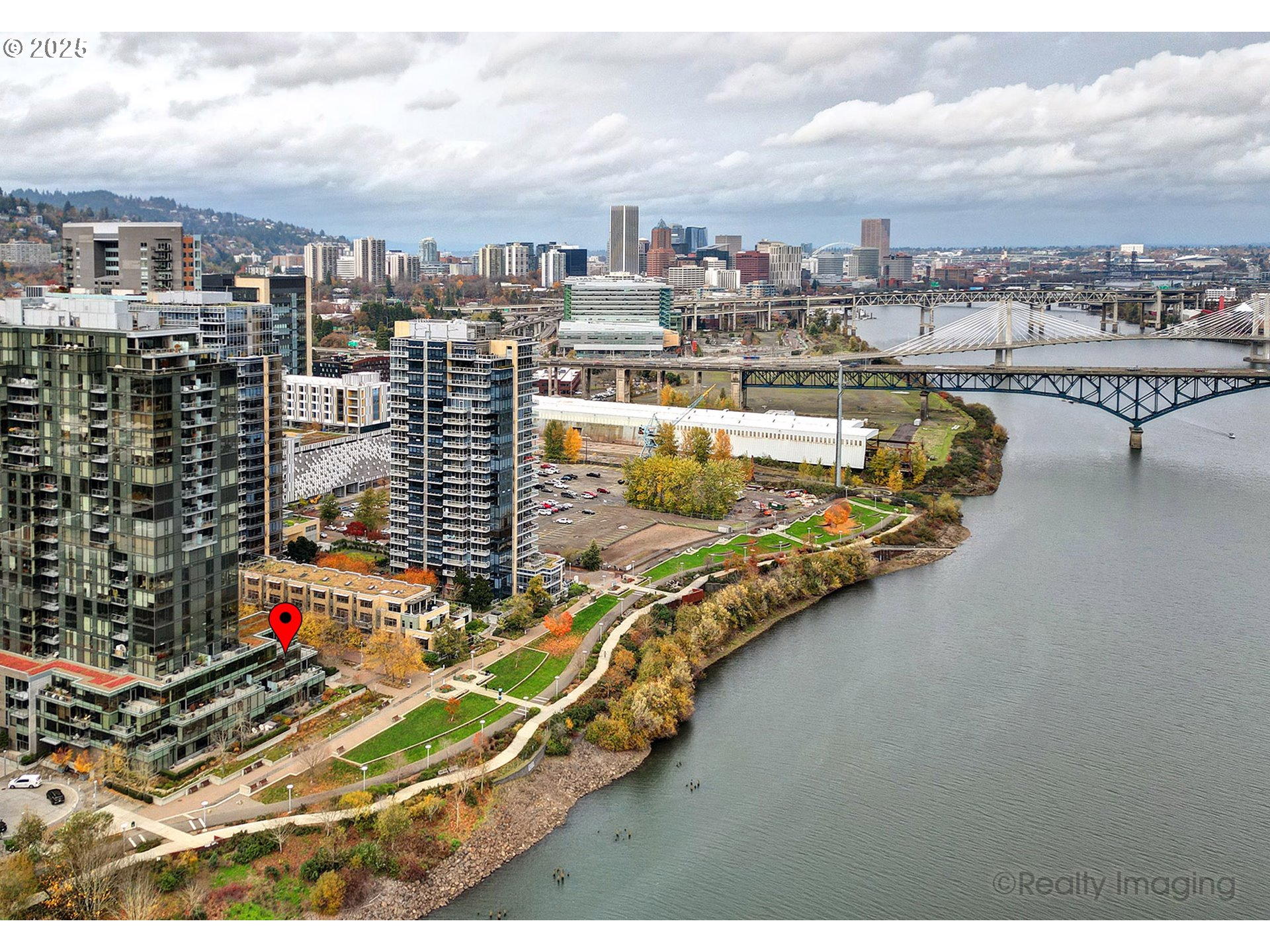 841 Southwest Gaines Street, Unit 319 Portland, OR 97239 - Photo 38 of 44 a view of a city