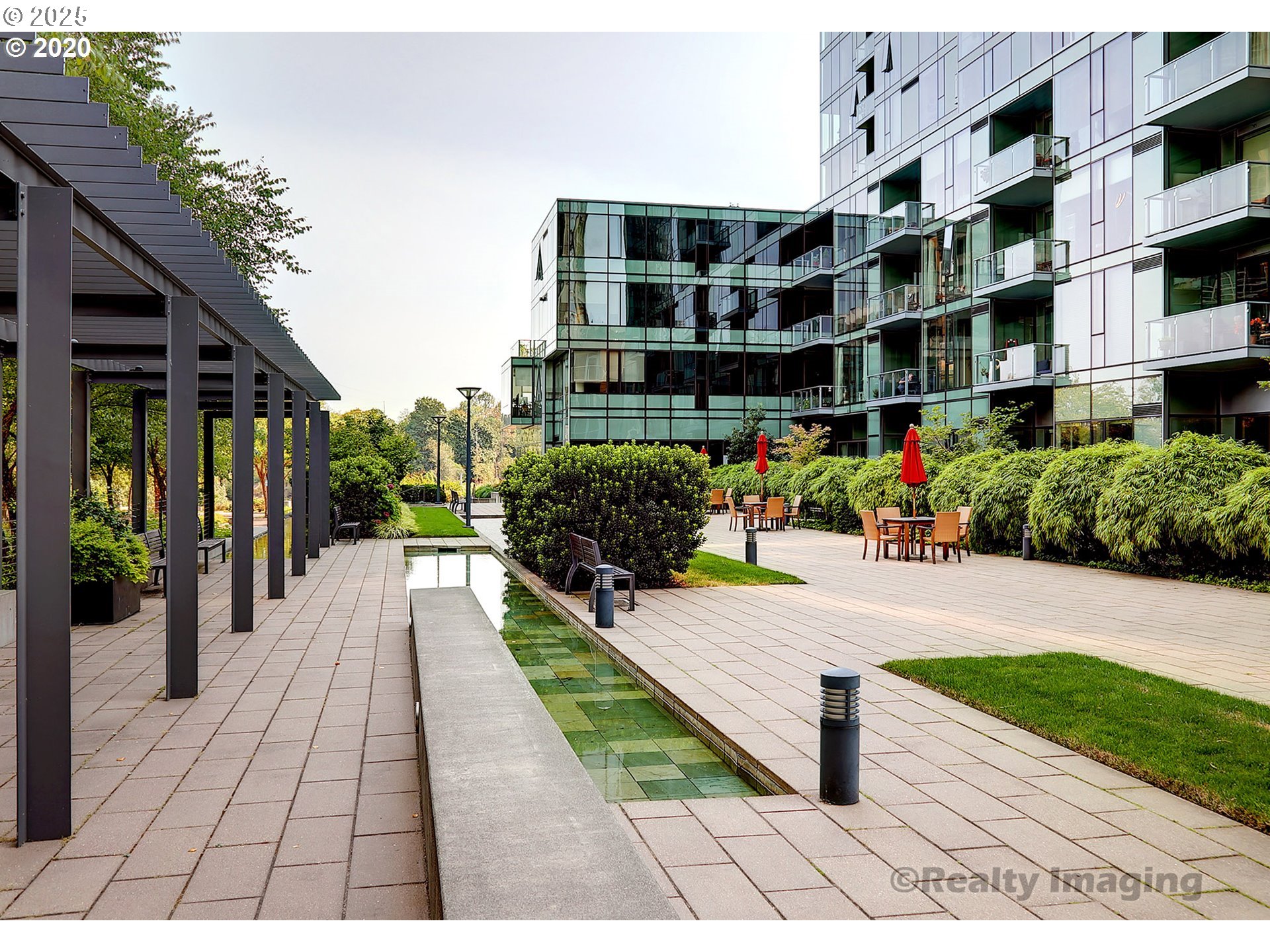 841 Southwest Gaines Street, Unit 319 Portland, OR 97239 - Photo 40 of 44 a building view with a outdoor space