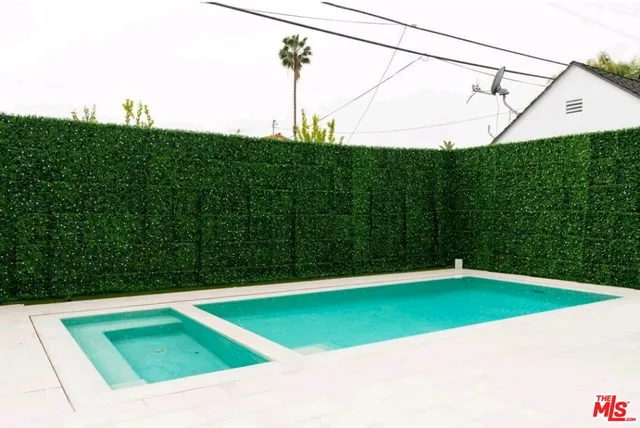 $15,999 | 6620 West 5th Street, Los Angeles, CA 90048