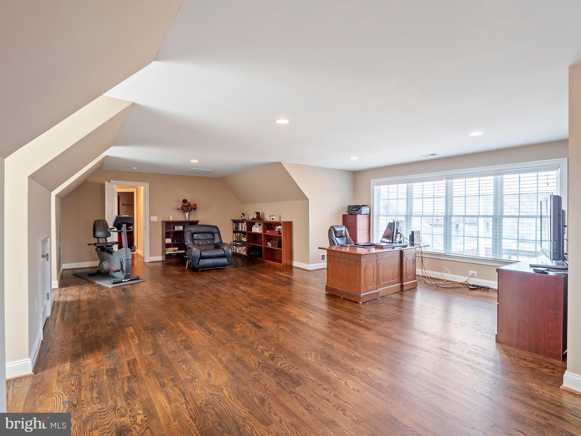 8100 Longtree Road Manassas, VA 20112 - Photo 36 of 66 Gallery Image 36