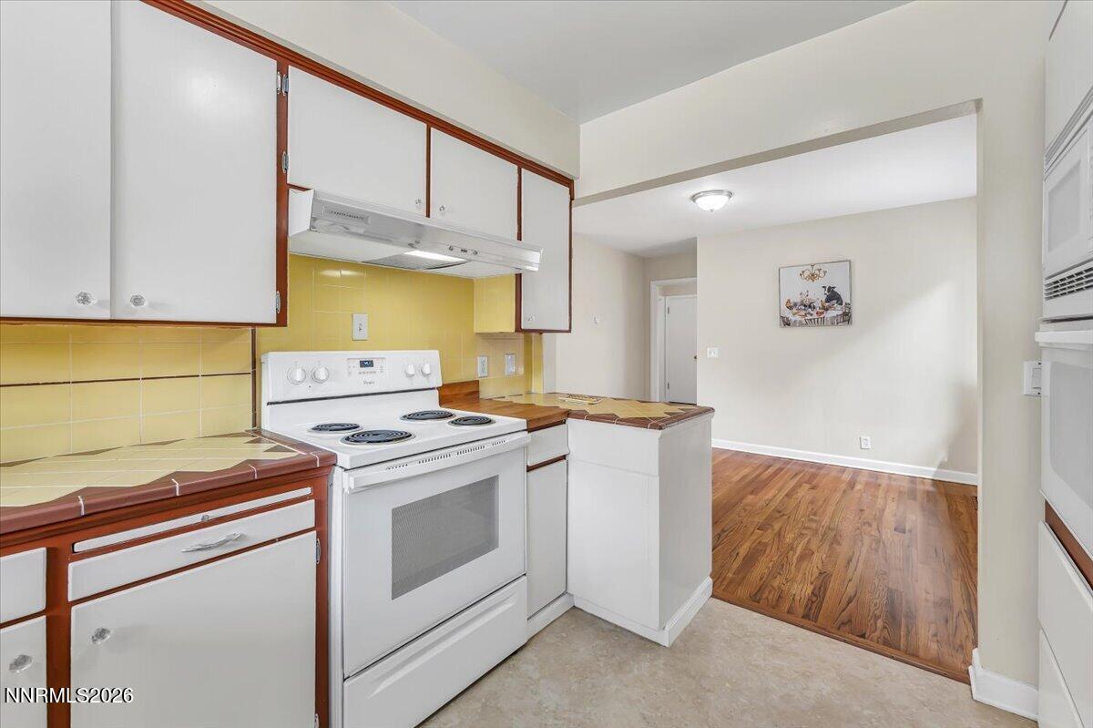 2485 Riviera Street Reno, NV 89509 - Photo 17 of 56 15-2485 Riviera St Reno NV 89509 (15 of