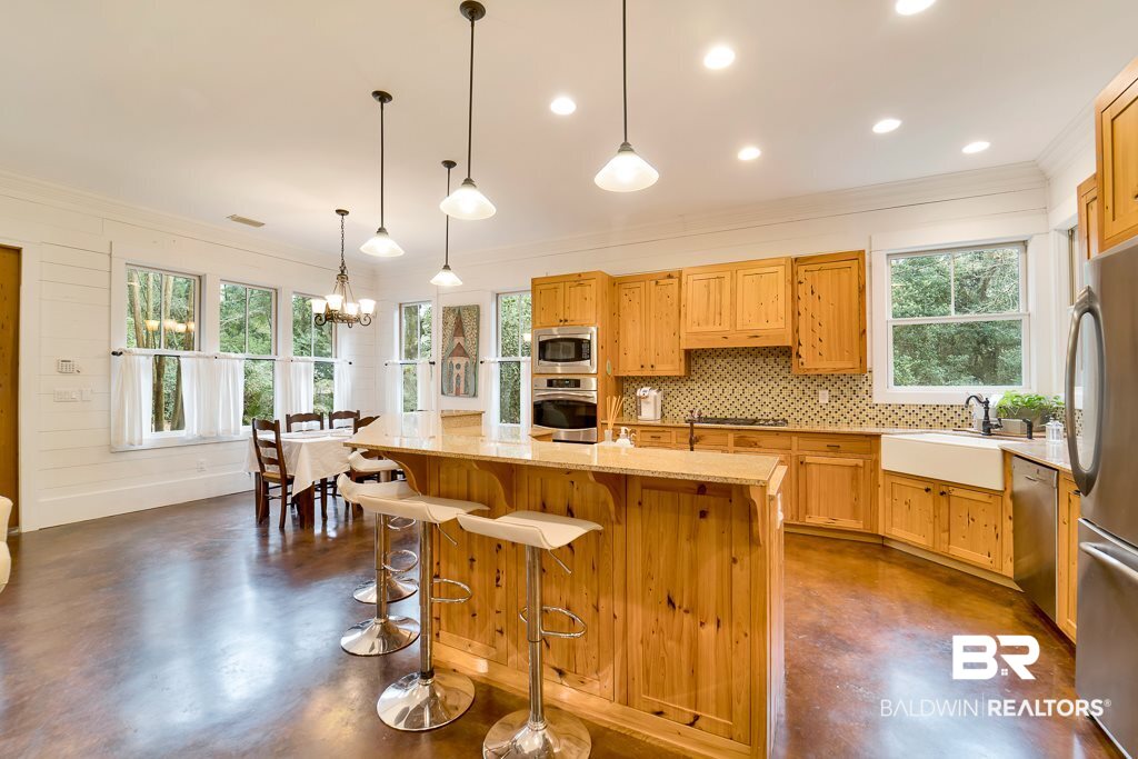 14101 Oak Street Magnolia Springs, AL 36555 - Photo 10 of 31 Kitchen