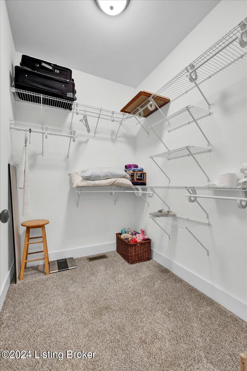 915 Stringer Lane Mount Washington, KY 40047 - Photo 27 of 42 27-915 Stringer Ln-127