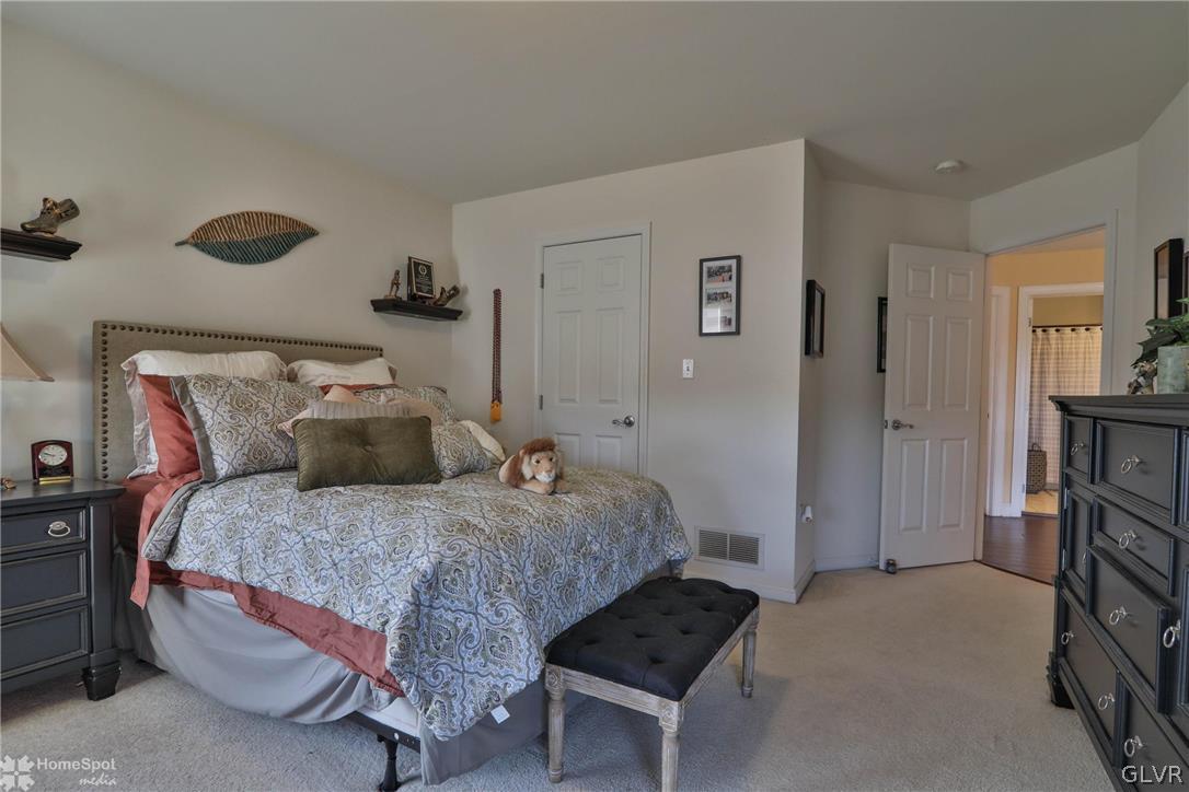 423 Keystone Court Bath, PA 18014 - Photo 30 of 47 Gallery Image 30