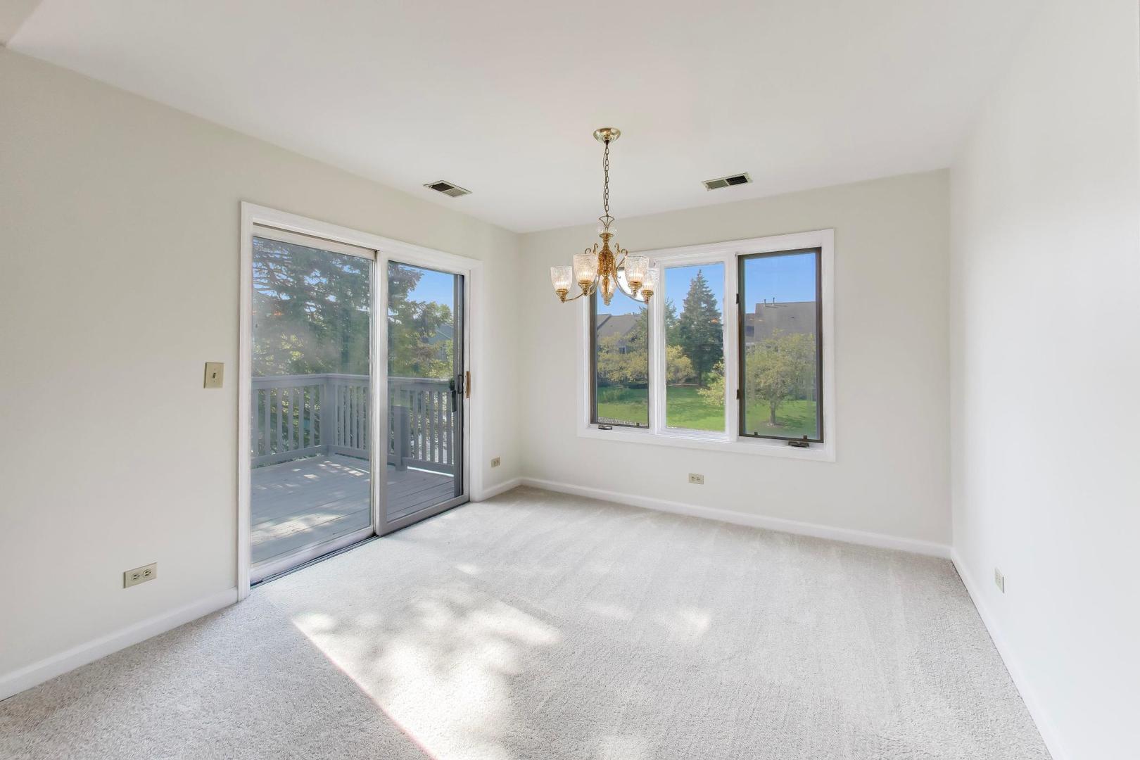 1663 Courtland Drive, Unit 1663 Arlington Heights, IL 60004 - Photo 8 of 36