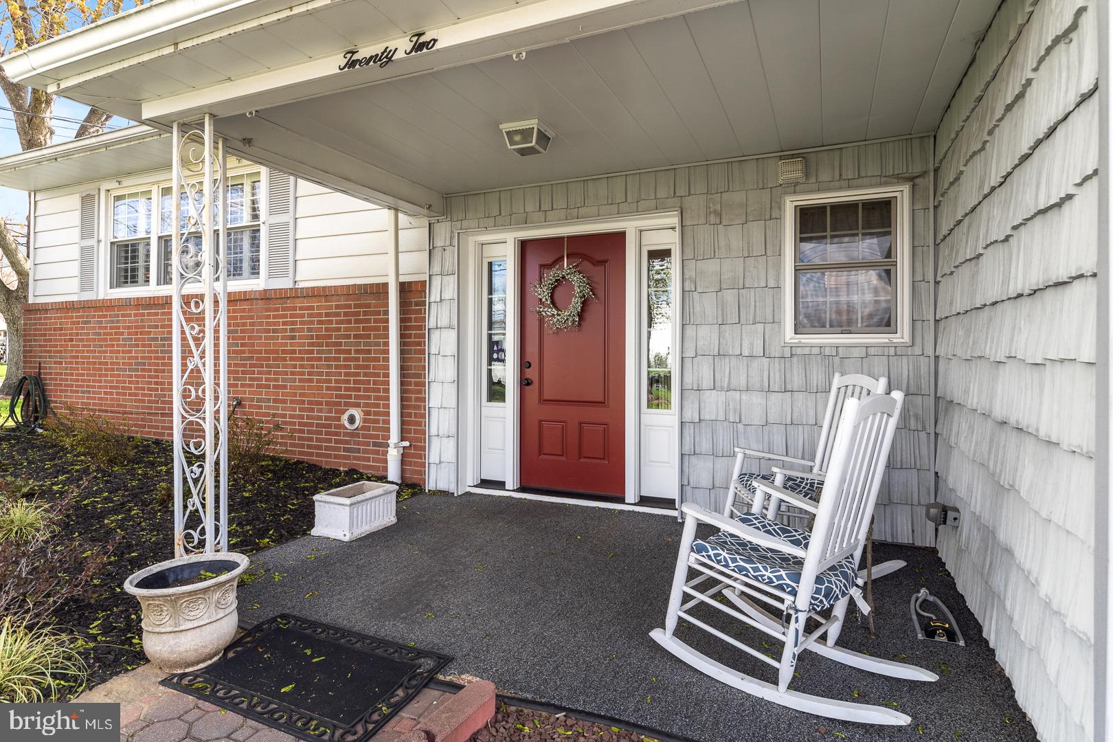 22 Apollo Drive Hamilton, NJ 08620 - Photo 2 of 30