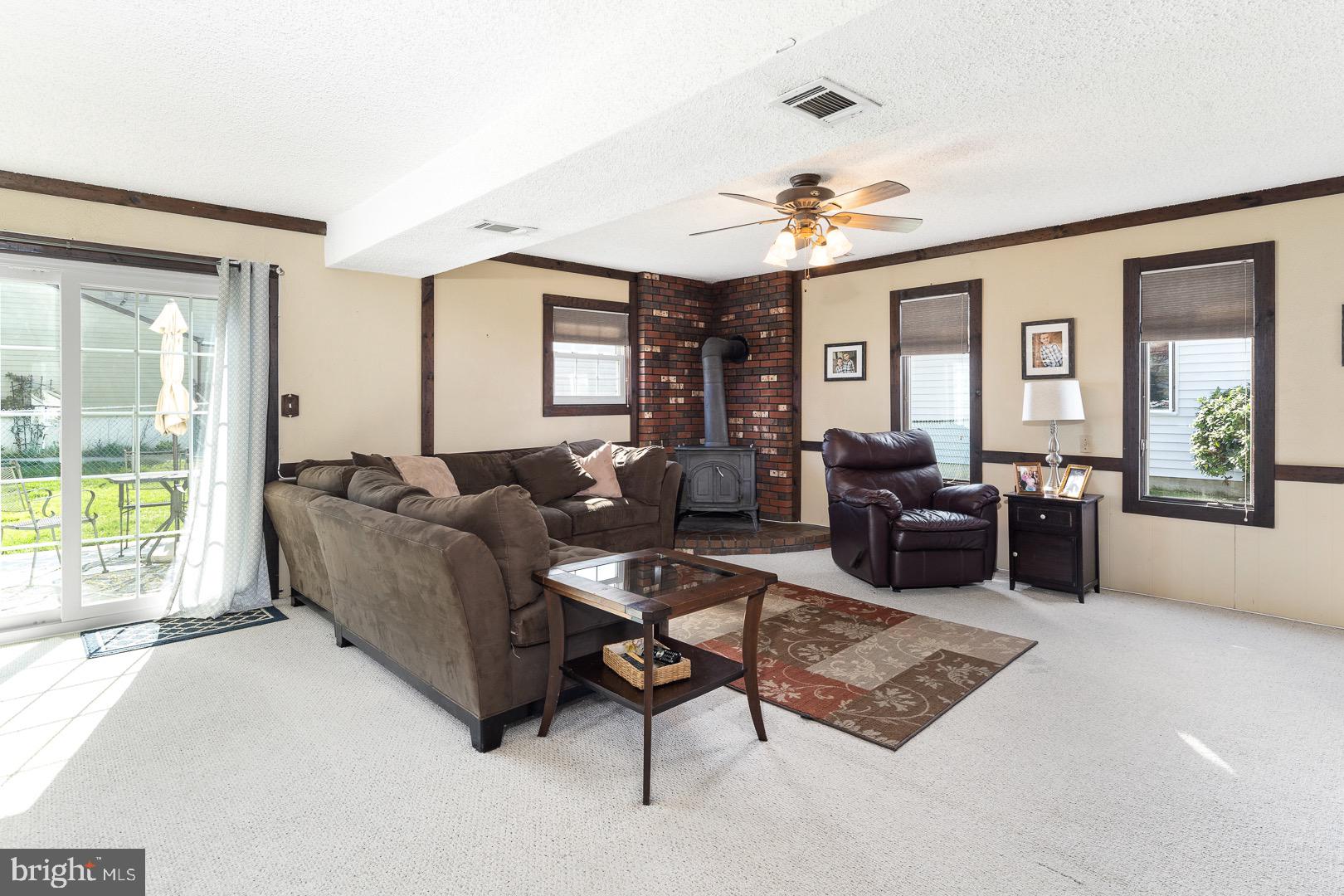 22 Apollo Drive Hamilton, NJ 08620 - Photo 14 of 30