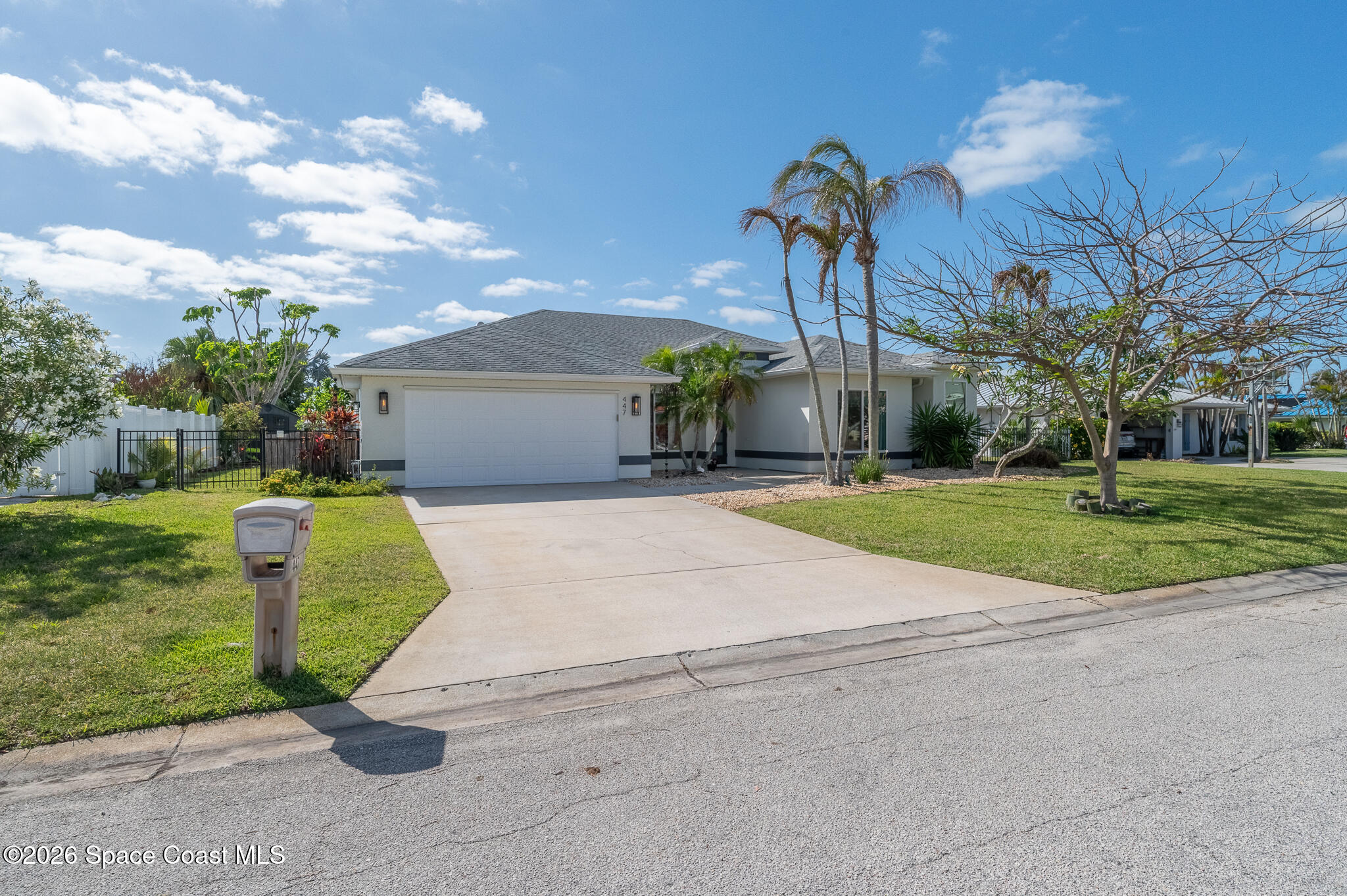 447 Sandy Key Melbourne Beach, FL 32951 - Photo 2 of 94 a view of a volley ball court