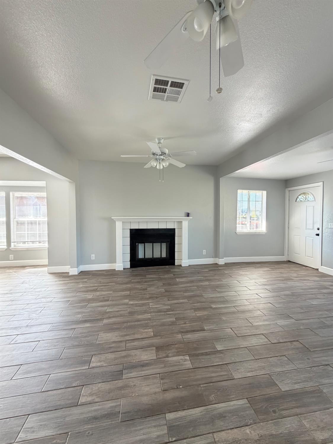 1506 Spokane Street Modesto, CA 95358 - Photo 3 of 17