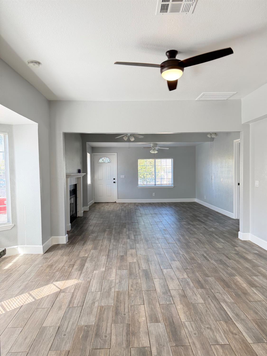 1506 Spokane Street Modesto, CA 95358 - Photo 4 of 17