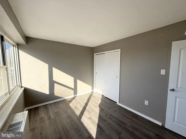 $1,900 | 207 Barclay Towers Cherry Hill, Cherry Hill, NJ 08034