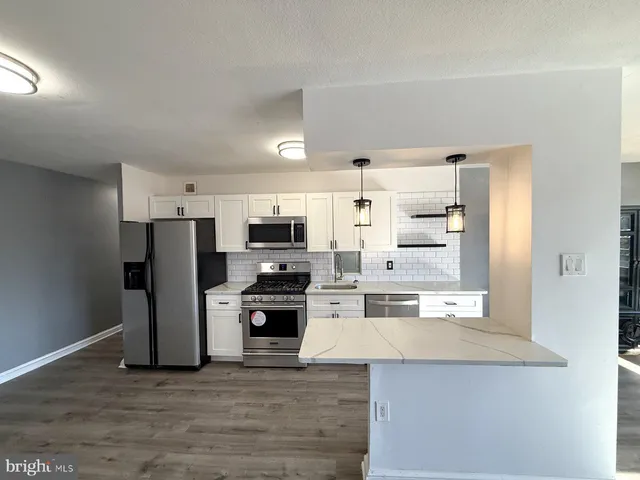 $1,900 | 207 Barclay Towers Cherry Hill, Cherry Hill, NJ 08034