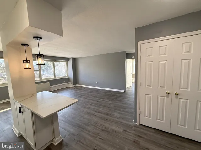 $1,900 | 207 Barclay Towers Cherry Hill, Cherry Hill, NJ 08034