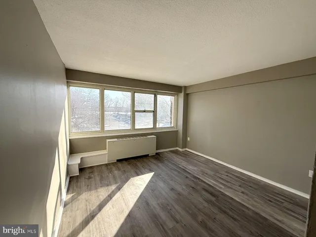 $1,900 | 207 Barclay Towers Cherry Hill, Cherry Hill, NJ 08034