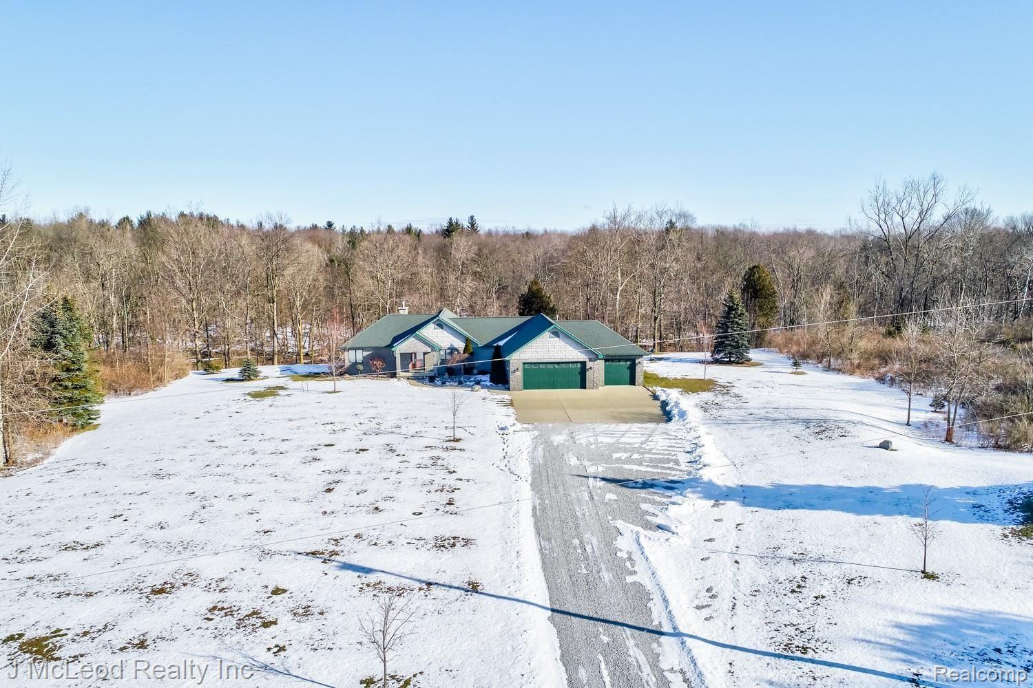 3466 Sanilac Road Vassar, MI 48768 - Photo 64 of 79 3466 W Sanilac Vassar-63.jpg