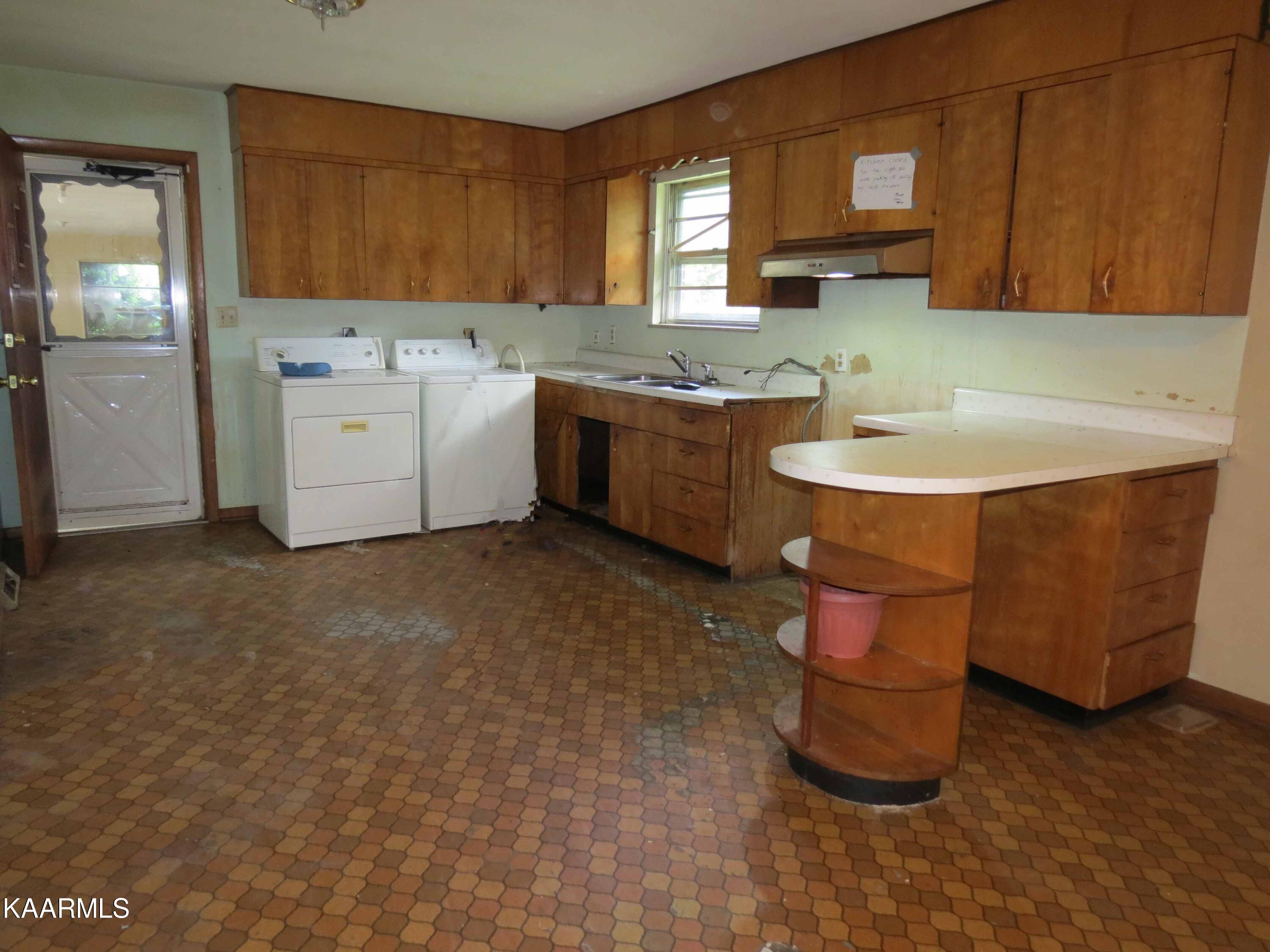 101 Wayne Road Oak Ridge, TN 37830 - Photo 12 of 22 Wayne2