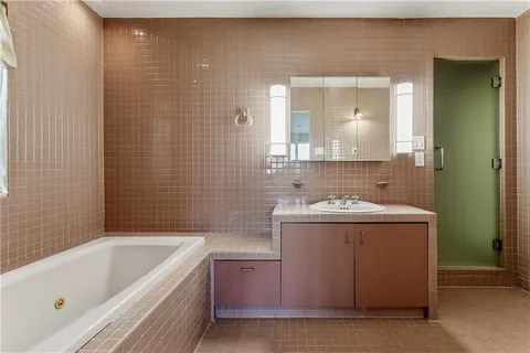 $340,000 | 3205 40th Street, Metairie, LA 70001