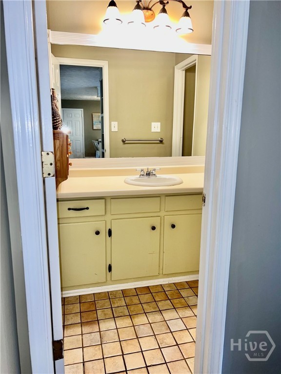 256 Cherokee Ridge Athens, GA 30606 - Photo 20 of 40 Main Bath