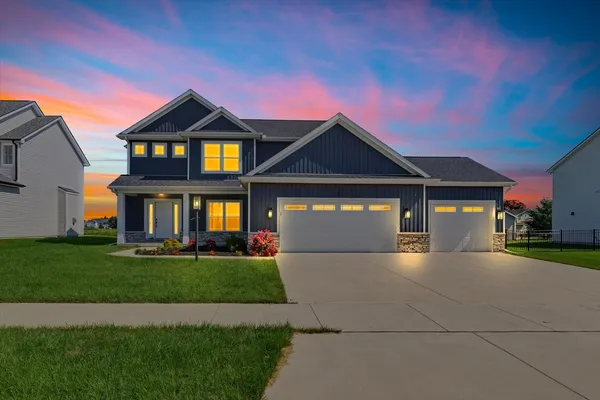 $559,900 | 412 Sutton Street, Savoy, IL 61874