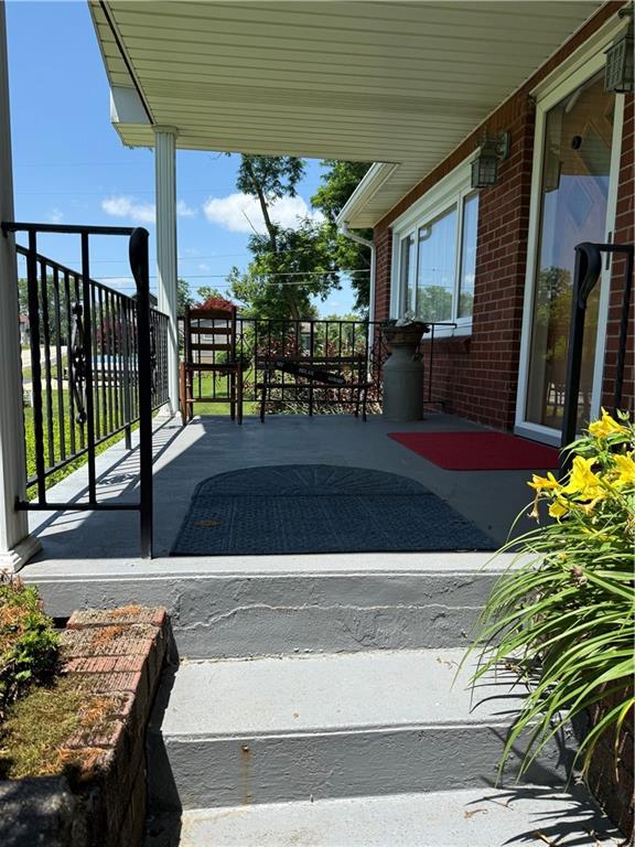 2801 7th Street Road New Kensington, PA 15068 - Photo 5 of 22 a view of a house