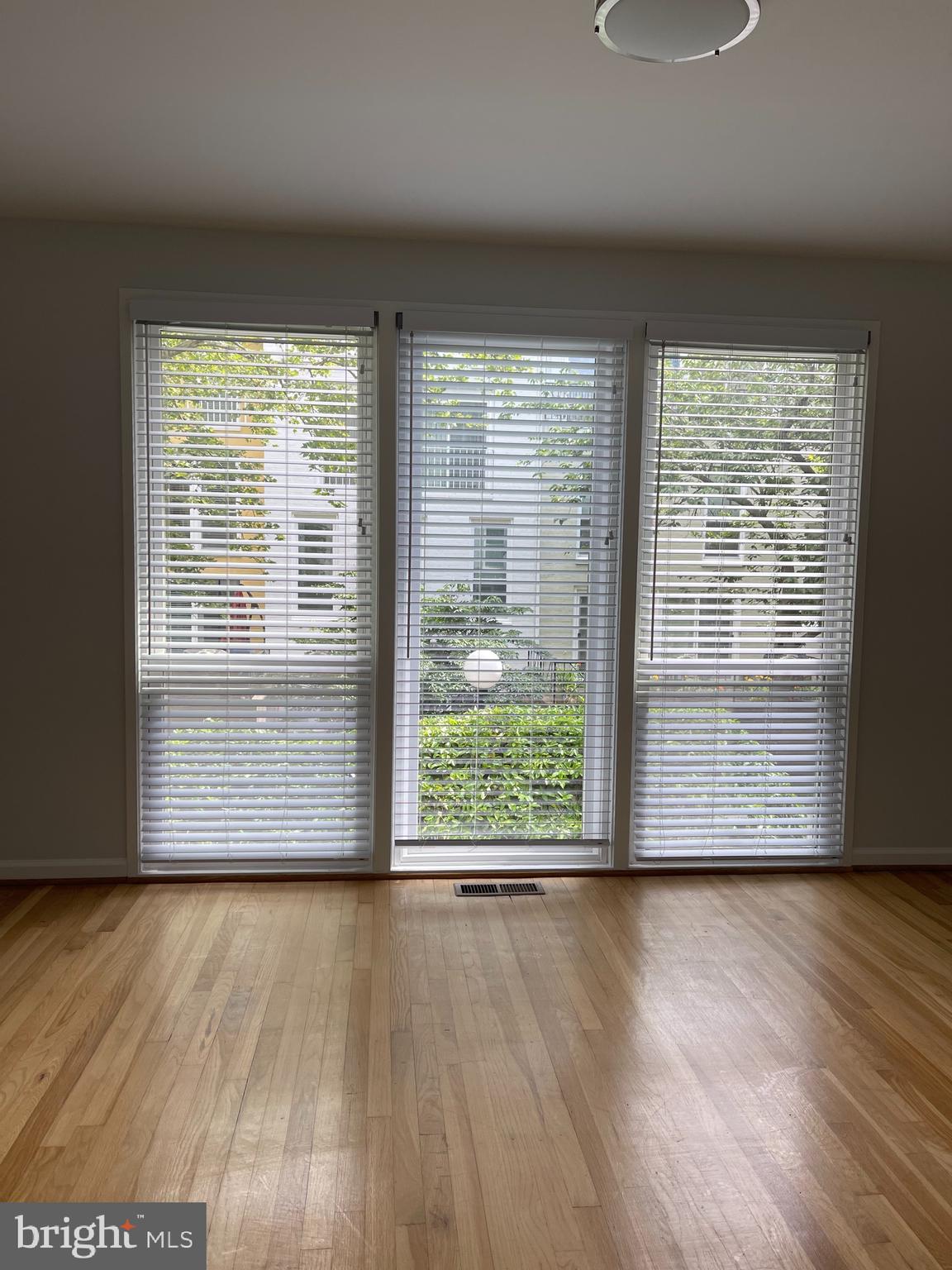 61 G Street Southwest, Unit B Washington, DC 20024 - Photo 26 of 60