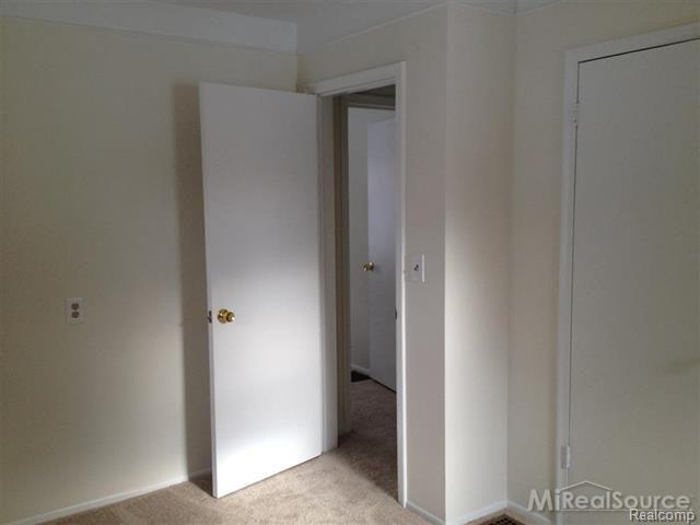 5680 Hearst Road Utica, MI 48317 - Photo 11 of 12 11.jpg