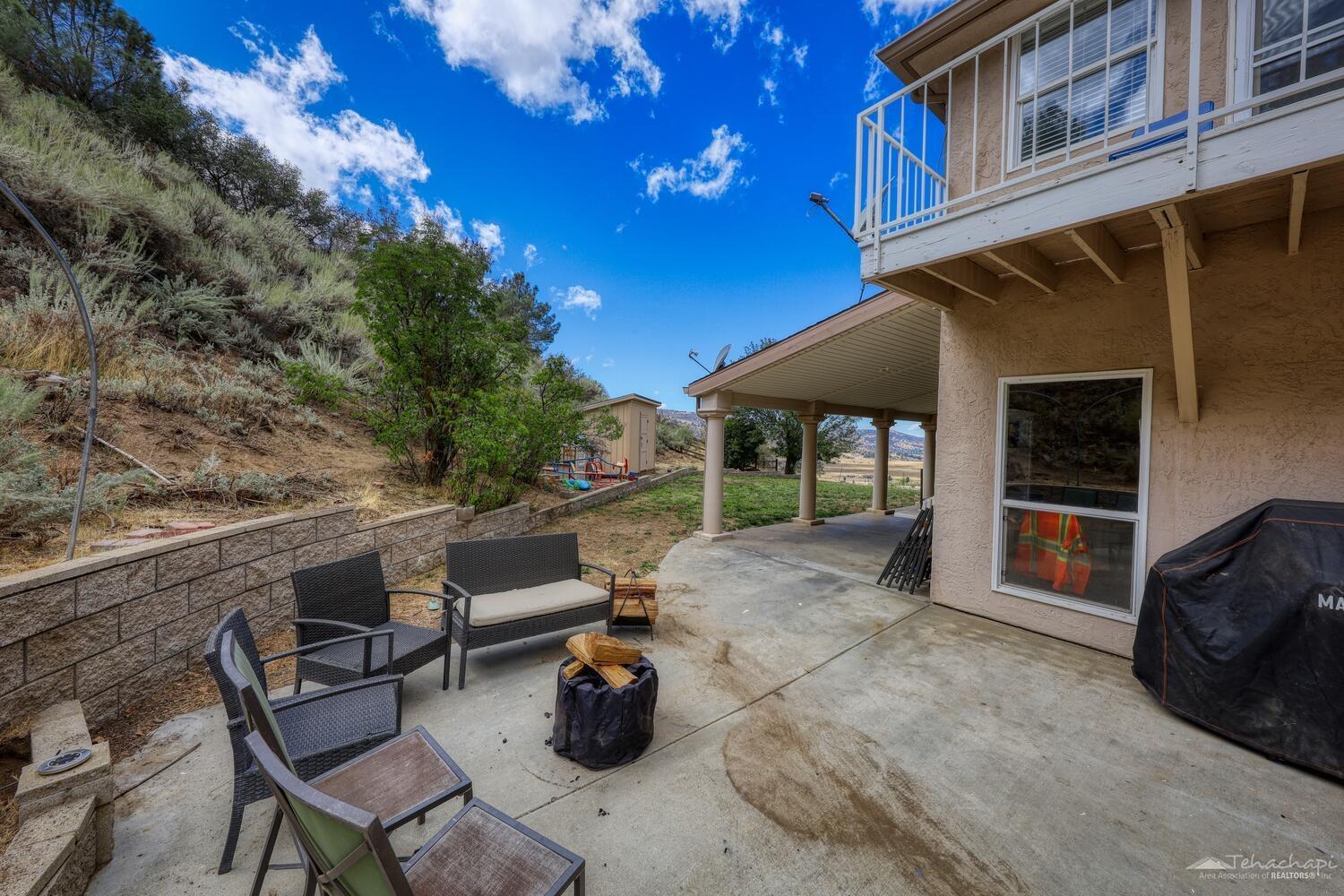 26250 Cumberland Road Tehachapi, CA 93561 - Photo 8 of 25 Gallery Image 8