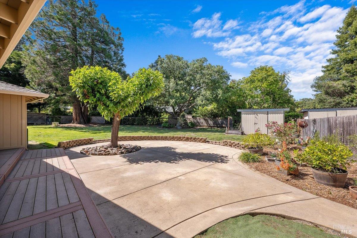 8030 Elphick Road Sebastopol, CA 95472 - Photo 27 of 36