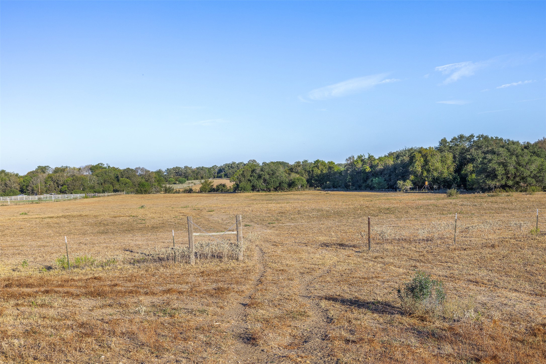 3270 Fm 671 Luling, TX 78648 - Photo 22 of 35 a view of lake and mountain