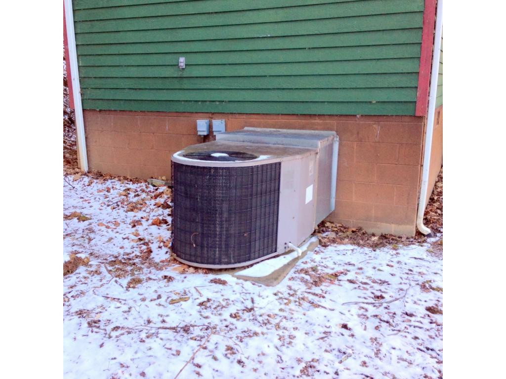 631 Stockton Road Flag Pond, TN 37657 - Photo 24 of 24 Heat Pump