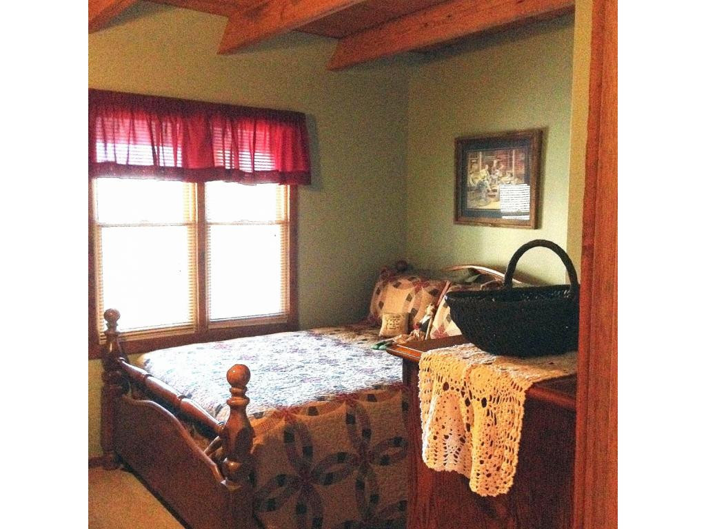 631 Stockton Road Flag Pond, TN 37657 - Photo 8 of 24 Bedroom 1