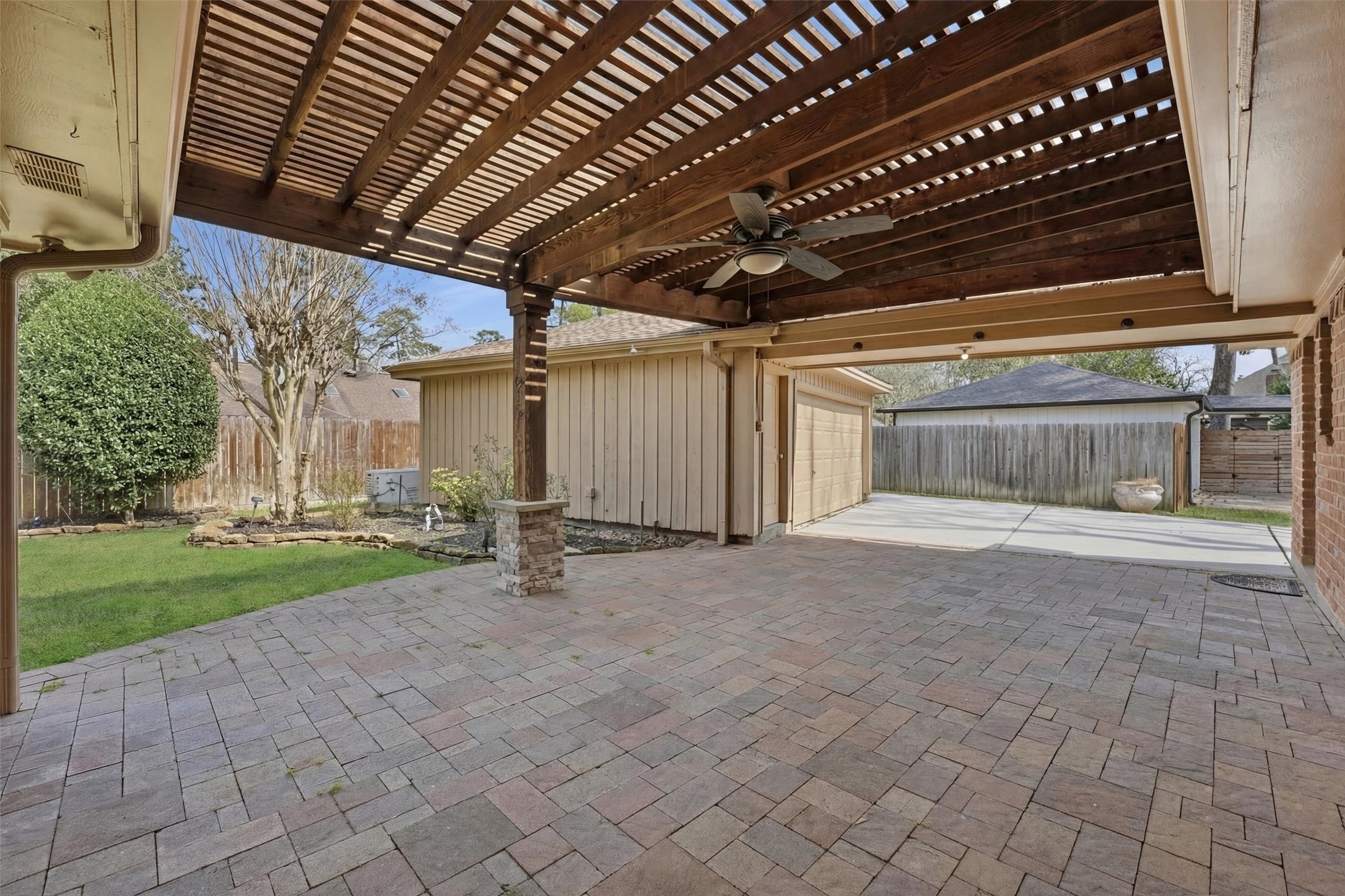 2203 Rolling Meadows Drive Houston, TX 77339 - Photo 6 of 27 a view of a porch