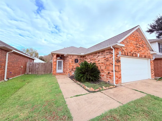 $1,800 | 19206 Plantain Drive, Katy, TX 77449