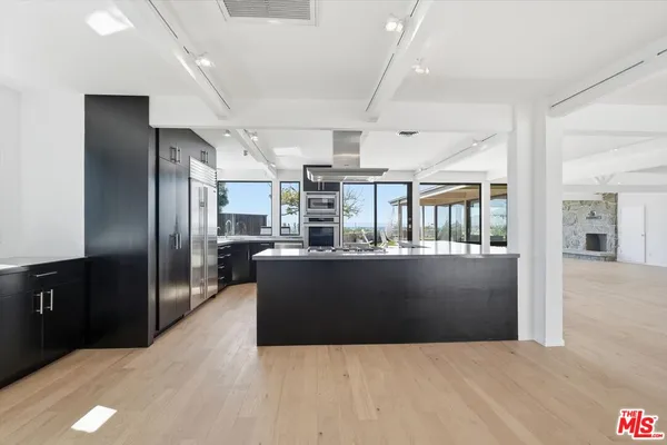 $12,500 | 18131 Kingsport Drive, Malibu, CA 90265