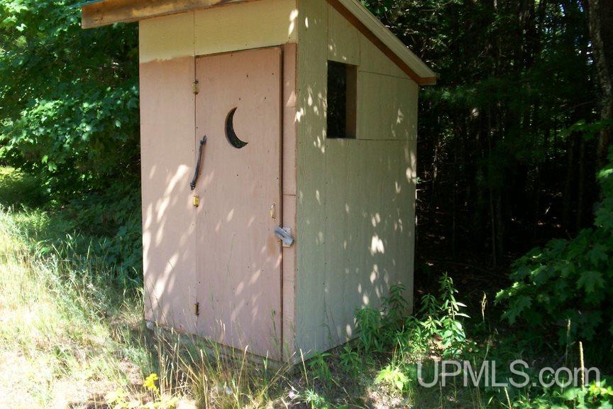 5744 North Co Road Manistique, MI 49854 - Photo 13 of 17