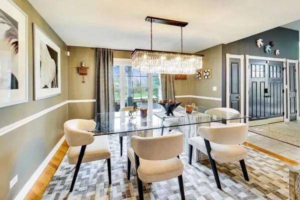 $775,000 | 1203 MacIntosh Drive, Wauconda, IL 60084