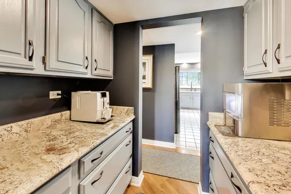 $775,000 | 1203 MacIntosh Drive, Wauconda, IL 60084
