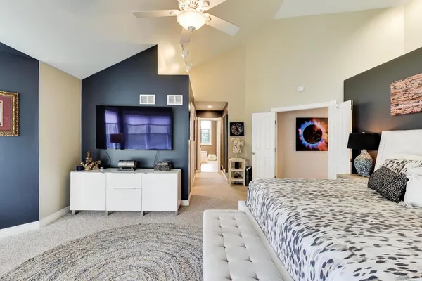 $775,000 | 1203 MacIntosh Drive, Wauconda, IL 60084
