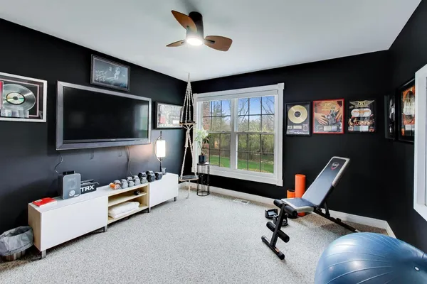 $775,000 | 1203 MacIntosh Drive, Wauconda, IL 60084