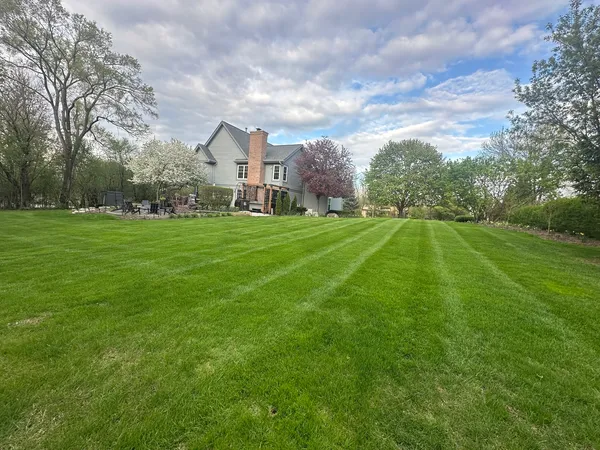 $775,000 | 1203 MacIntosh Drive, Wauconda, IL 60084