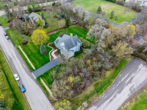 $775,000 | 1203 MacIntosh Drive, Wauconda, IL 60084