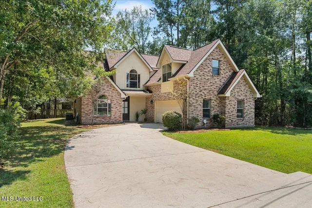 $315,000 | 8313 Analii Street, Diamondhead, MS 39525